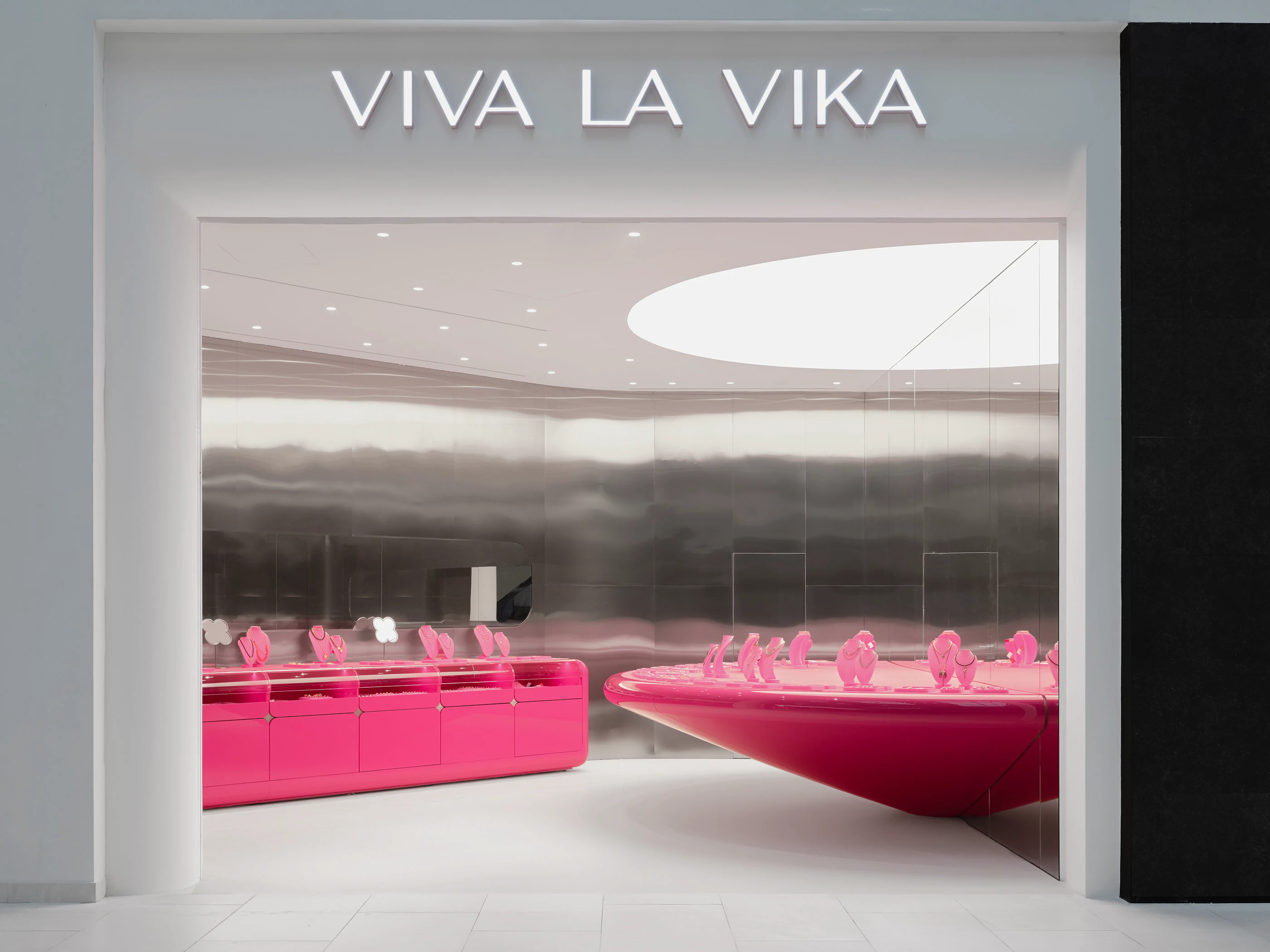 Viva La Vika